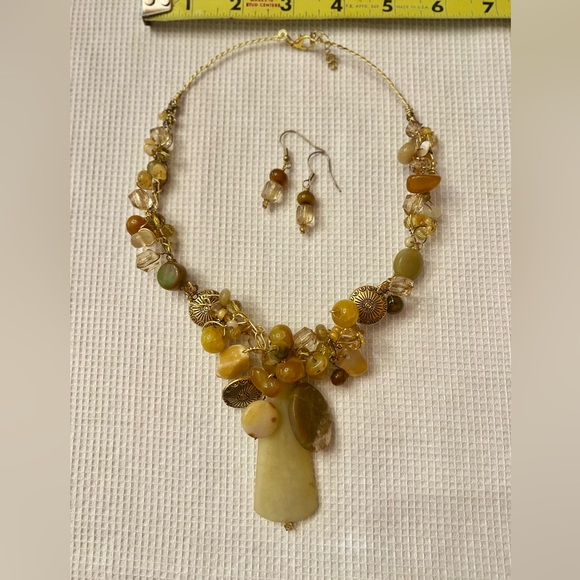 🌞Hand-Crafted Gold-Plated Mixed-Media Bauble Necklace & Earring Set; Grn/Amber - Picture 3 of 3
